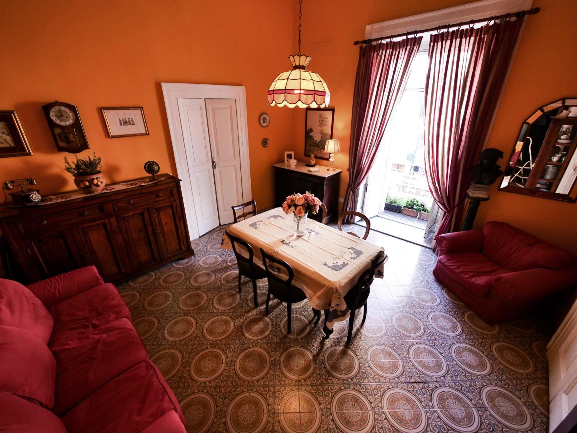 나폴리 Salotto Sommer B&B 외부 사진